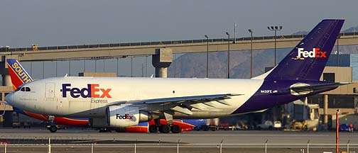 FedEx Express A310-203 N430FE, December 22, 2011